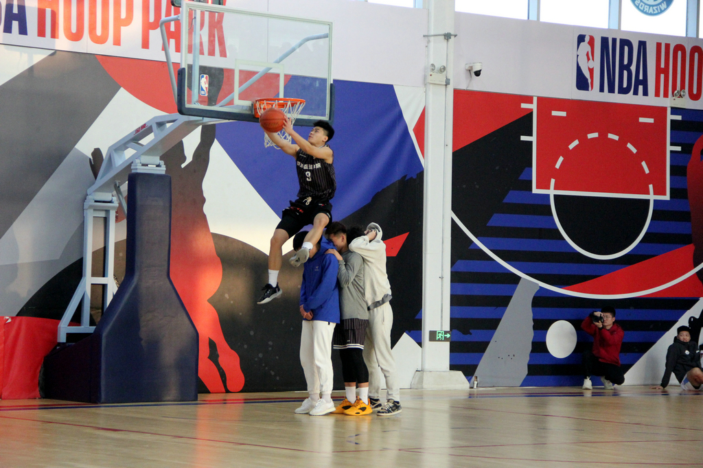 第三屆“潔晶杯”籃球邀請(qǐng)賽圓滿收官