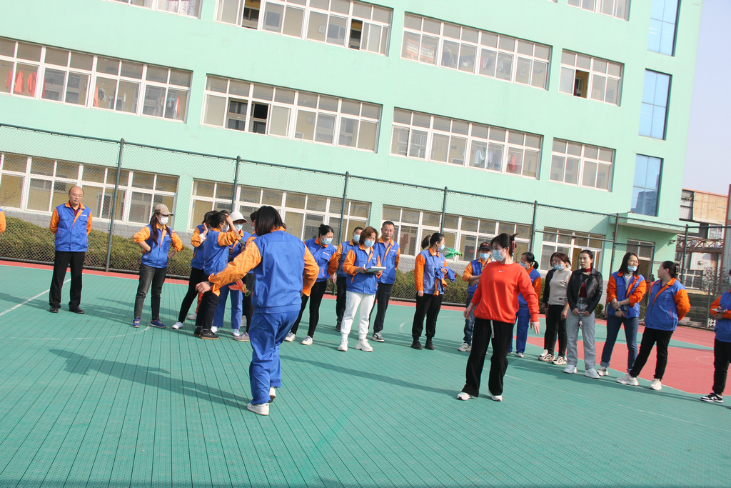 潔晶集團(tuán)舉辦“慶三八”國際婦女節(jié)趣味運動會